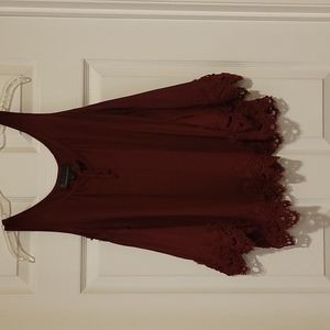 Ijeans by Buffalo maroon cold shoulder top sz M